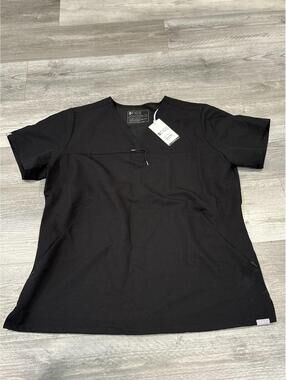 FIGS Casma Black 3-Pocket Scrub Top Technical Collection Women's XL